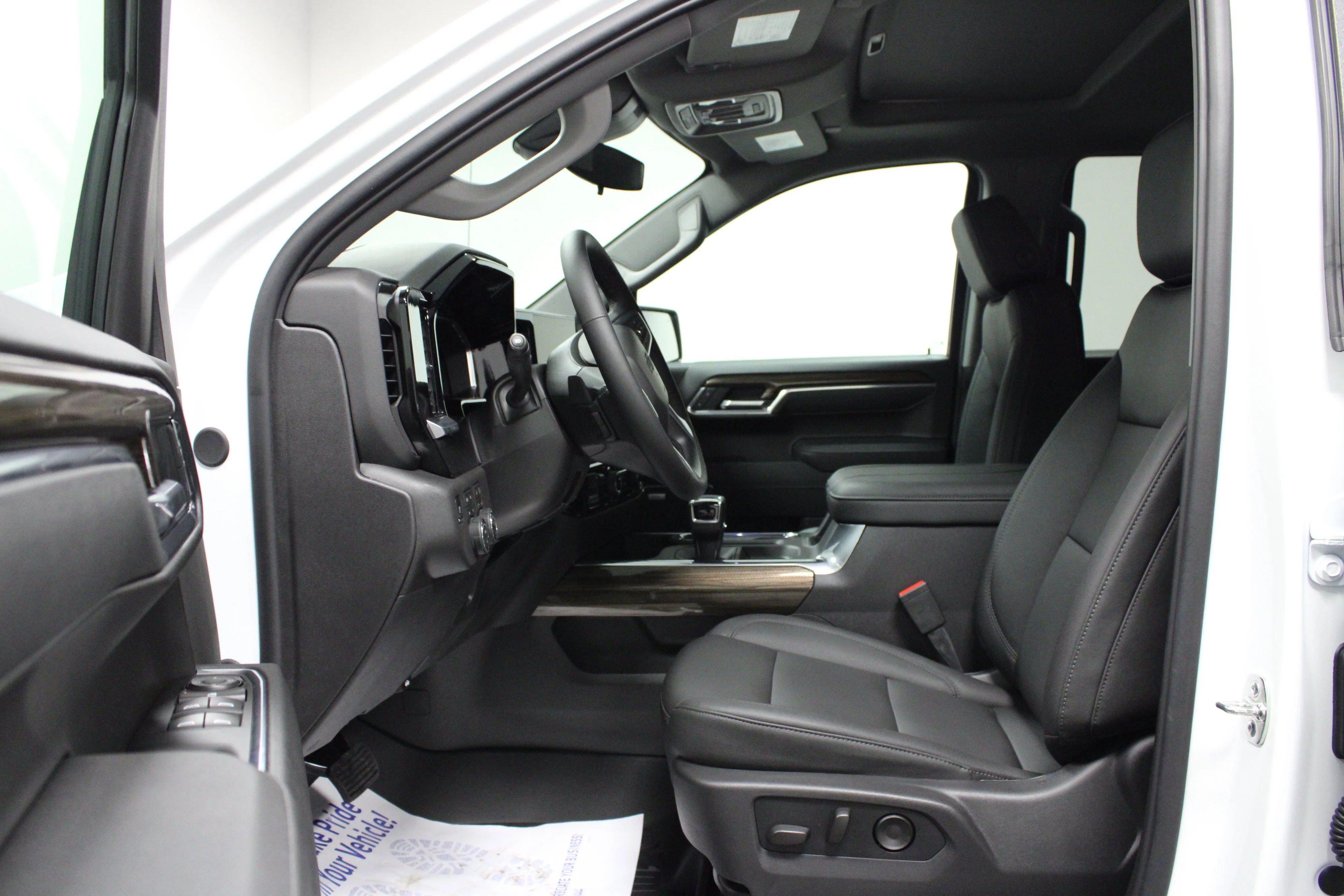 2026 Chevrolet Silverado 1500 LT Trail Boss - Photo 11