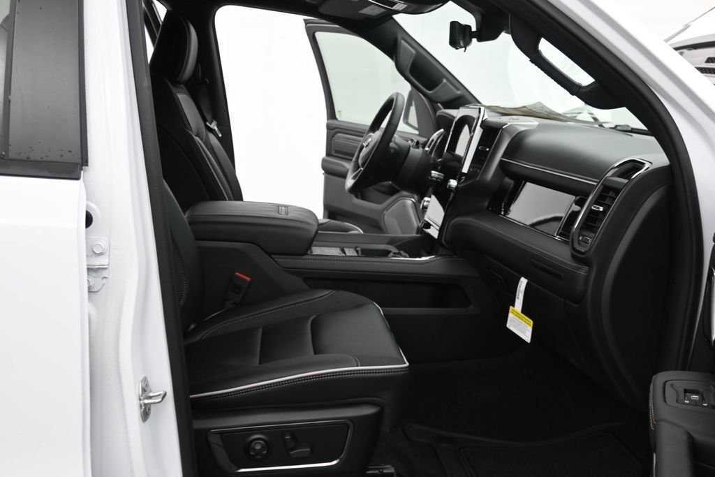 2026 RAM 1500 Limited - Photo 12