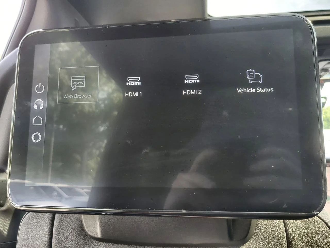New 2026 Sterling Metallic GMC AT4 image 36