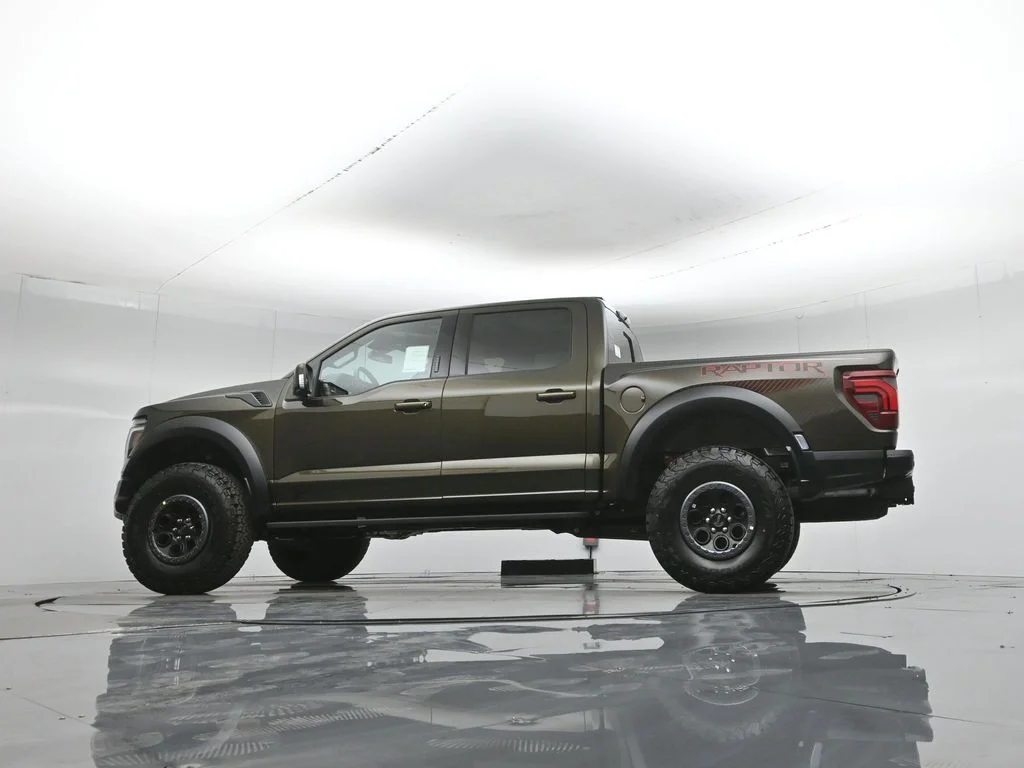 New 2026 Shelter Green Ford Raptor image 55