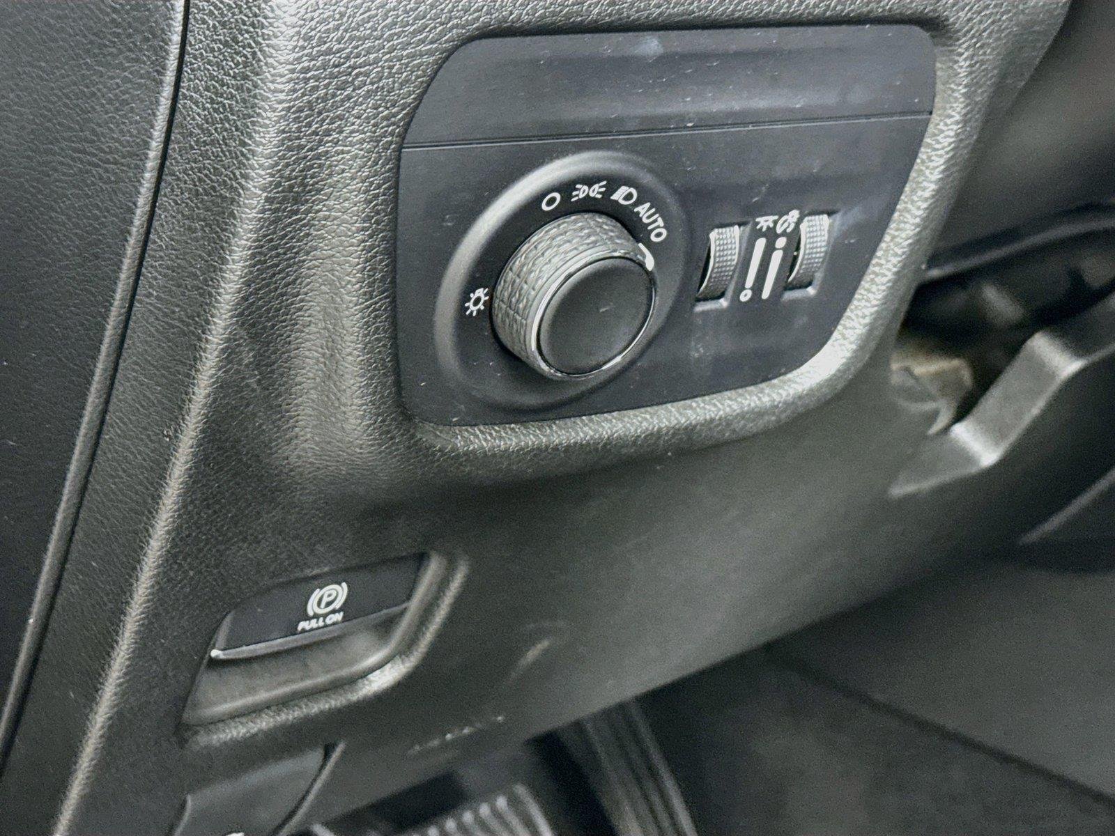 Used 2024 Velvet Red Pearlcoat Jeep Altitude X image 15