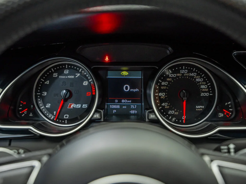 Used 2013 Daytona Gray Pearl Audi 4.2 image 27
