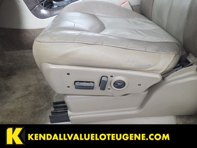 Used 2003 Gray GMC Denali image 22