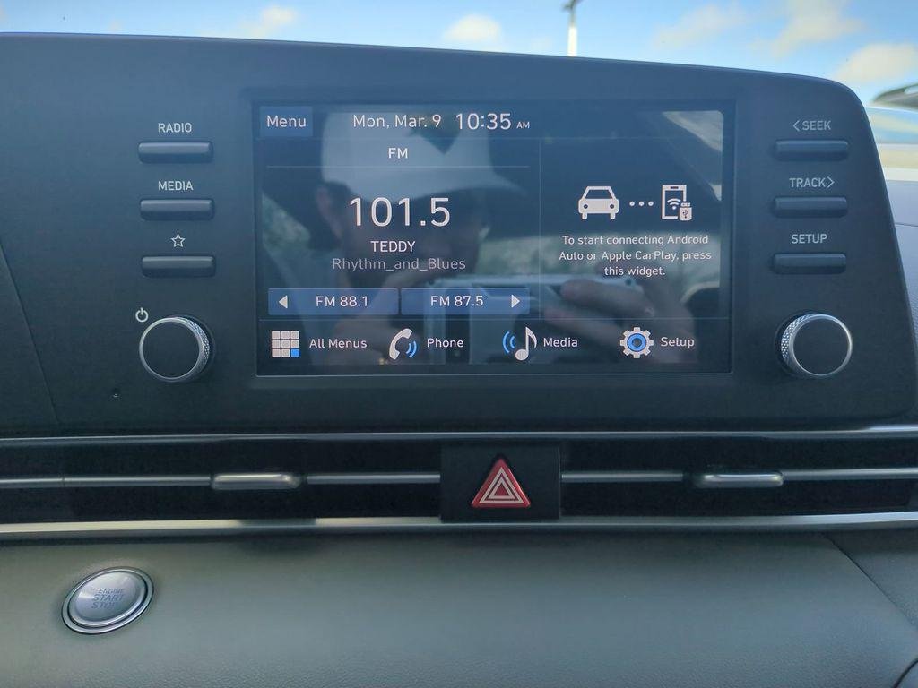 New 2026 White Hyundai SEL Sport Premium image 19