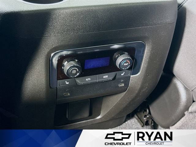2026 Chevrolet Suburban High Country - Photo 27
