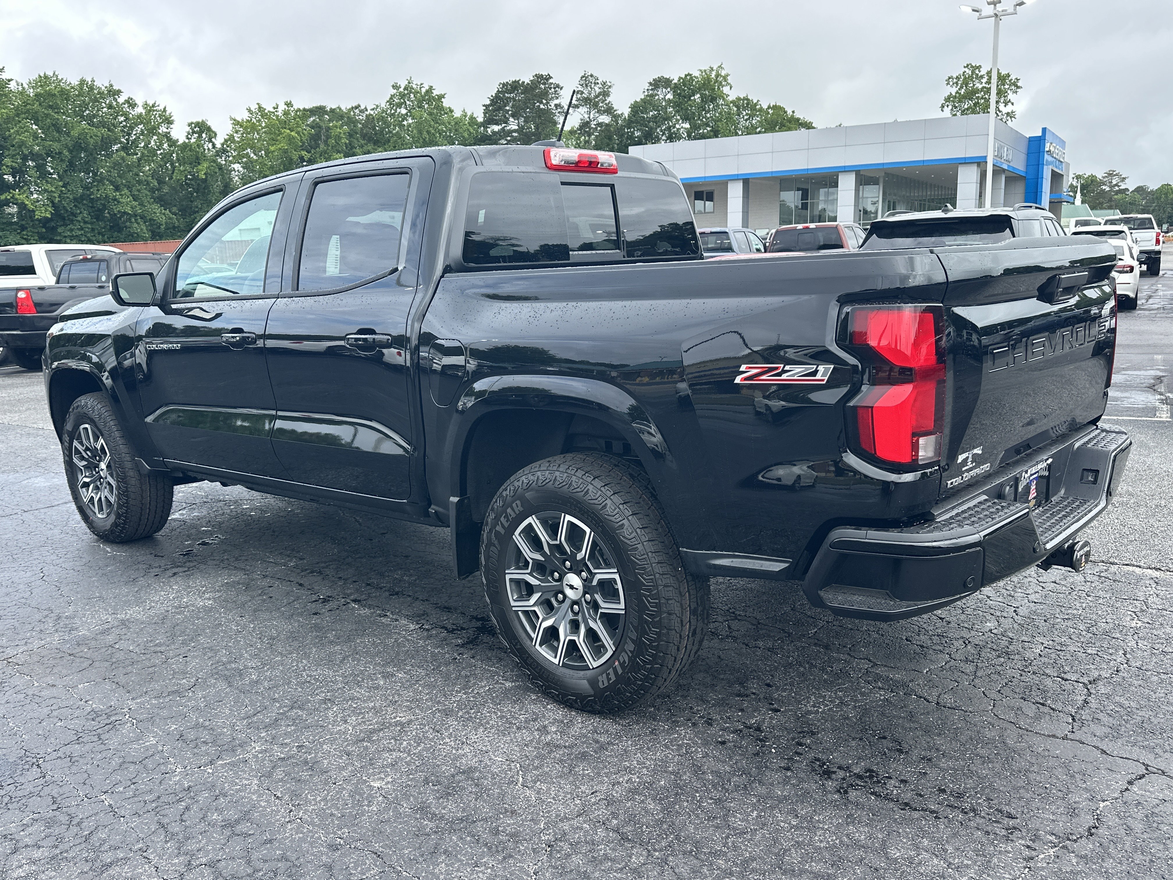 2026 Chevrolet Colorado Z71 - Photo 6