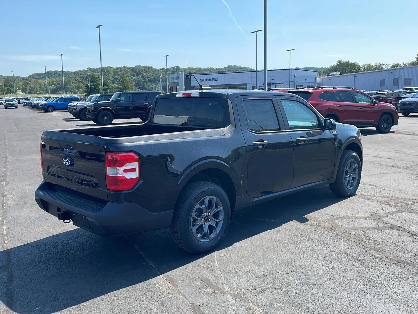 New 2026 Shadow Black Ford XLT image 5