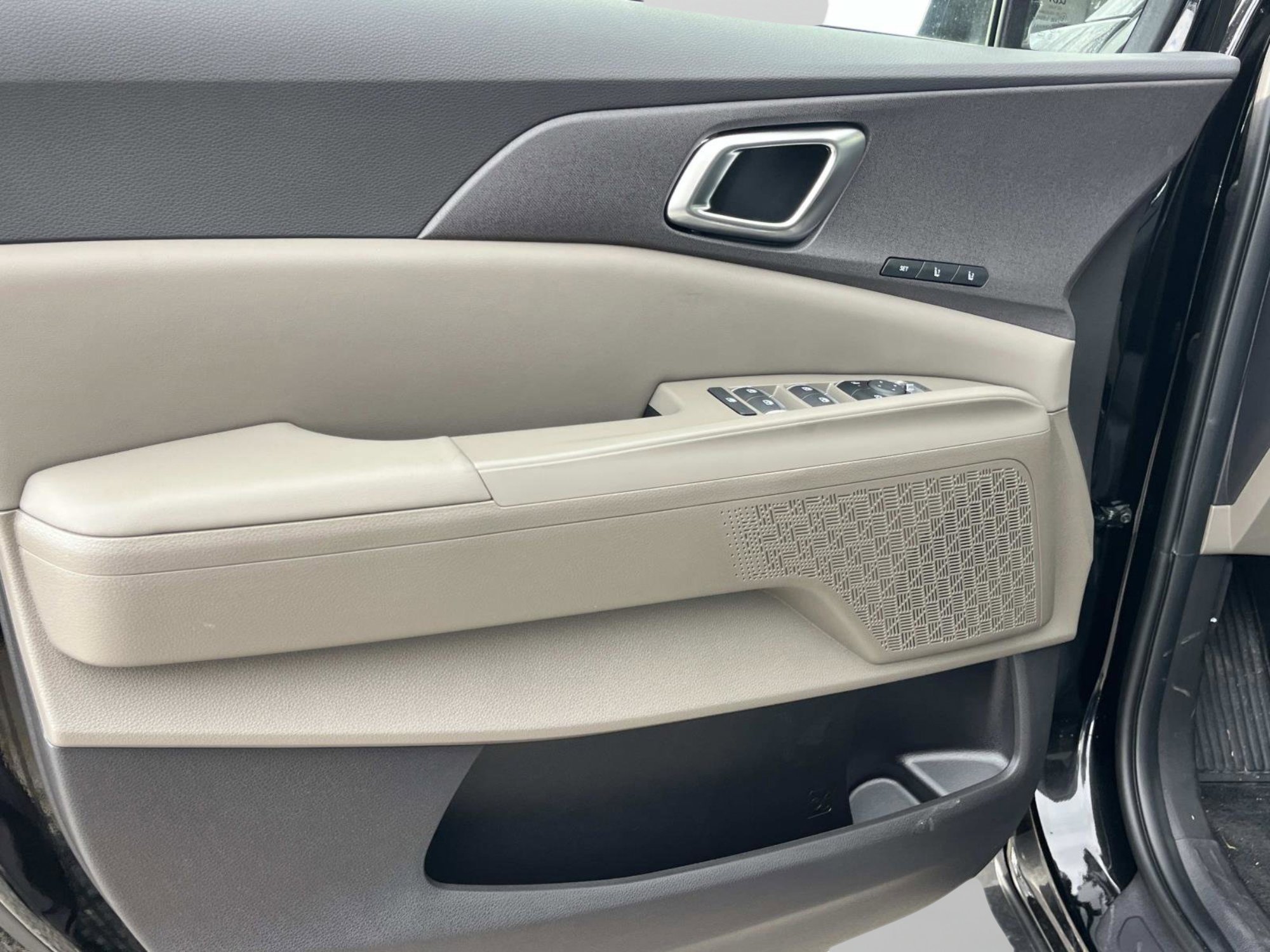 New 2026 Aurora Black Pearl Kia EX image 31