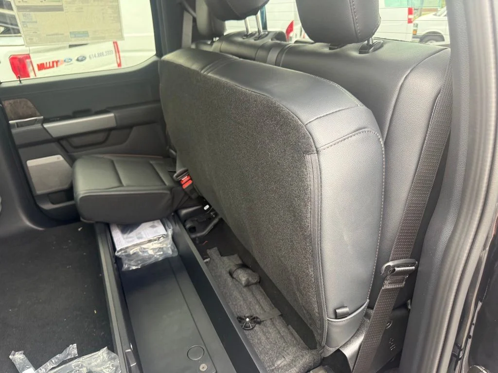 New 2026 Agate Black Metallic Ford F-450® Lariat® image 44