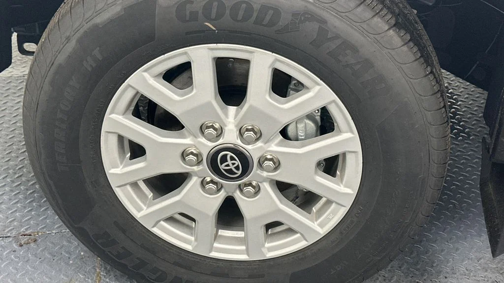 New 2026  Toyota SR5 image 18