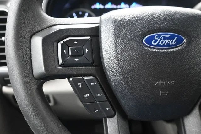 Used 2021 Black Ford XLT image 23