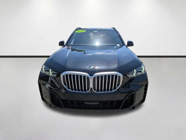 Used 2026 Black Sapphire Metallic BMW sDrive40i image 10