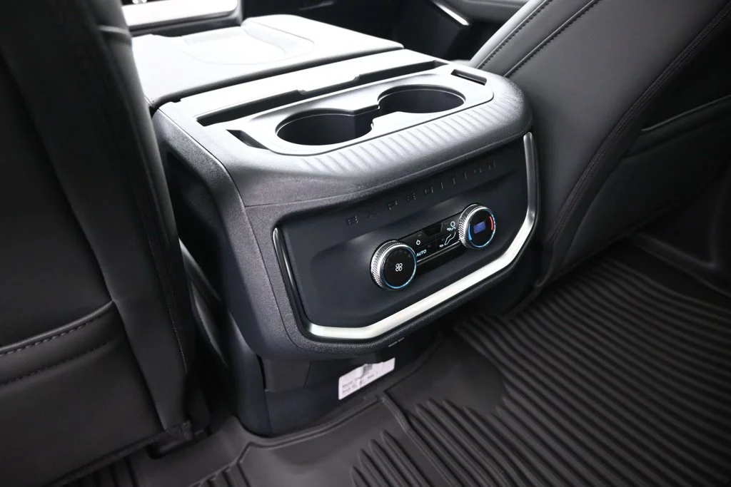 New 2027 Agate Black Metallic Ford Active image 23