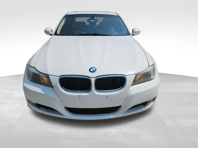Used 2009 White BMW 328i image 8