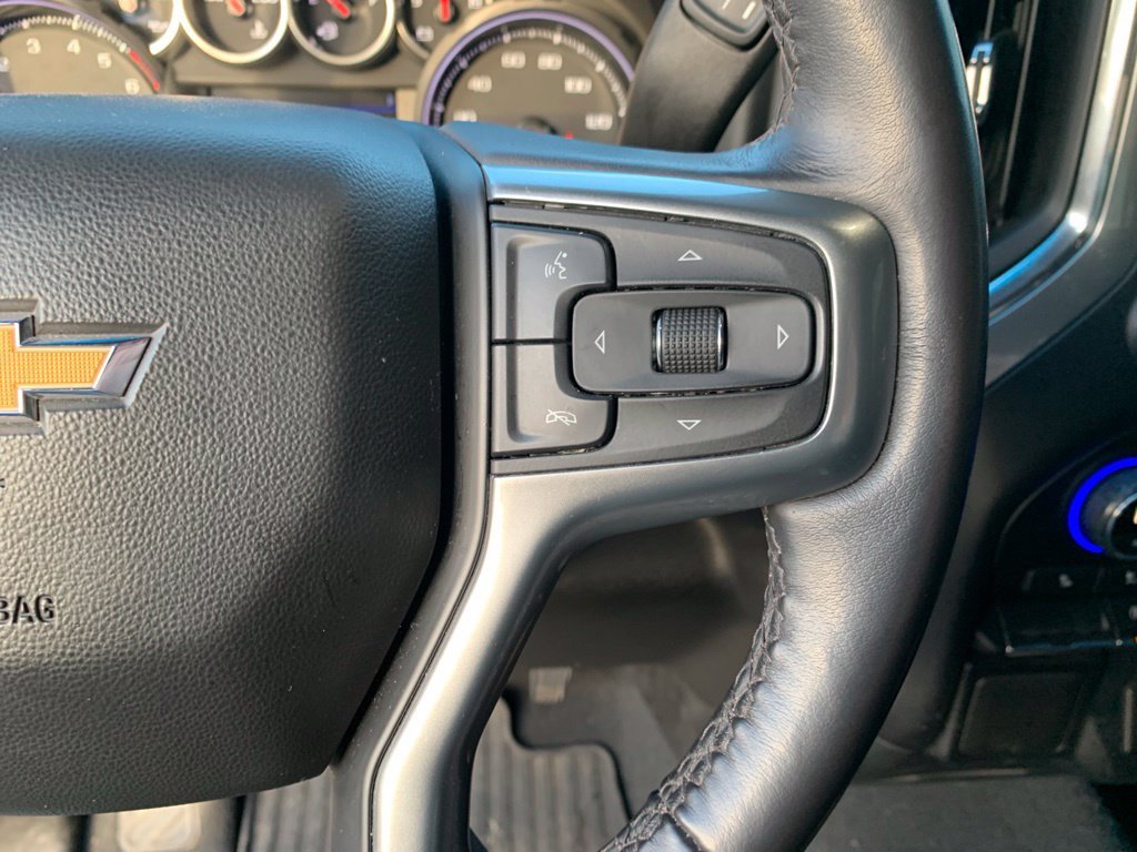 Used 2022 Black Chevrolet LT image 17