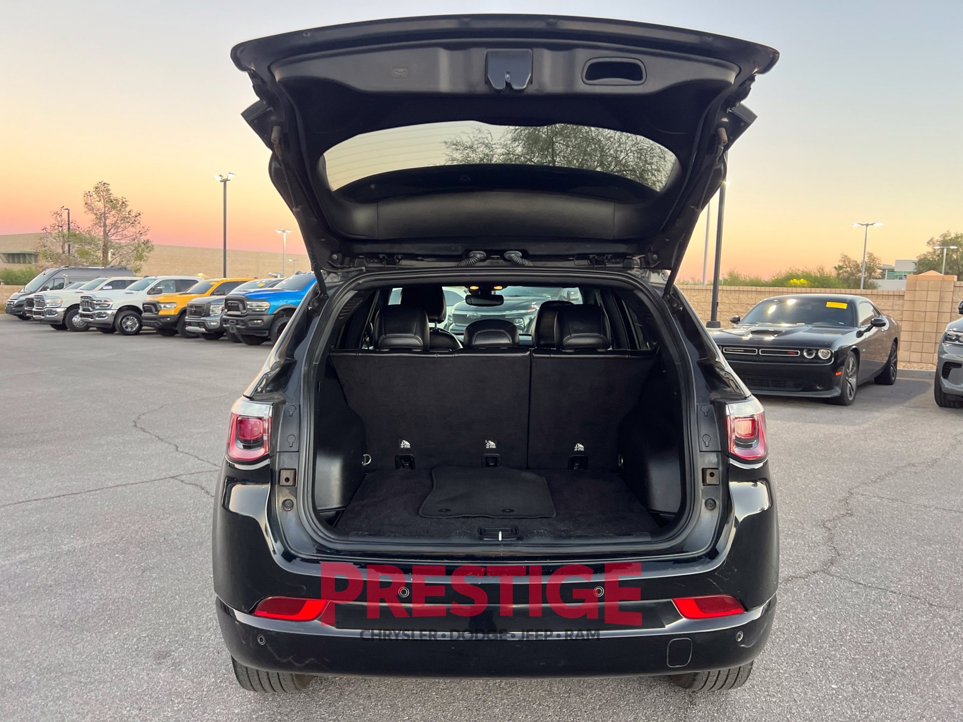 2023 Jeep Compass (RED) Edition - Photo 18