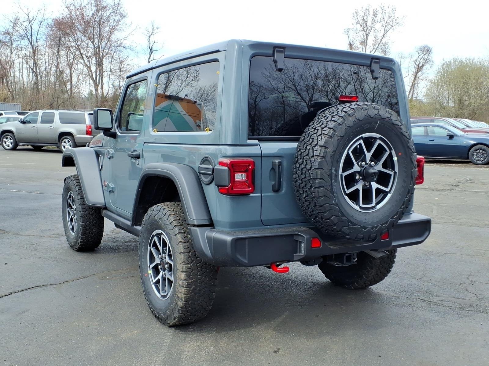 New 2026 Anvil Clear-Coat Exterior Paint Jeep Rubicon image 5