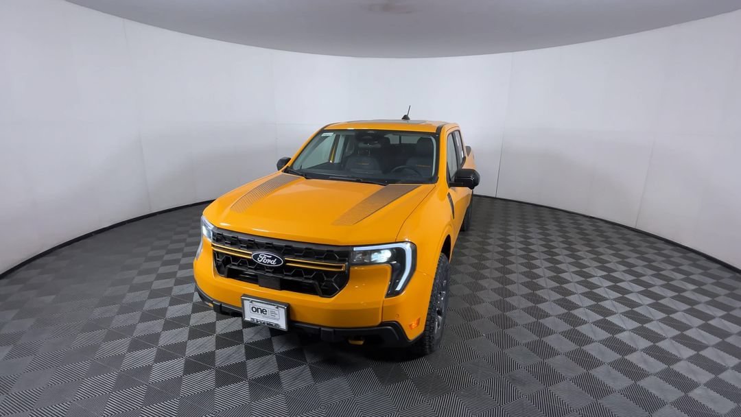 New 2026 Orange Fury Metallic Tri-Coat Ford Tremor image 3