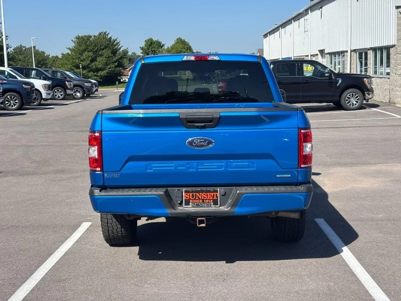 Used 2020 Velocity Blue Metallic Ford XL image 4