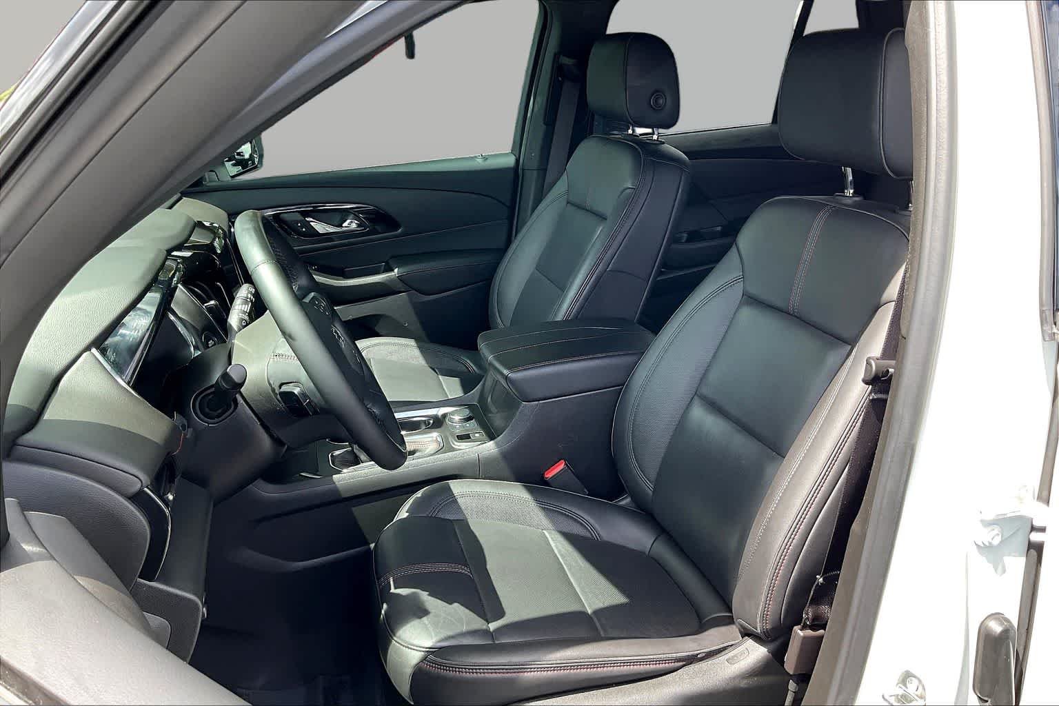 Used 2023 Summit White Chevrolet RS image 24