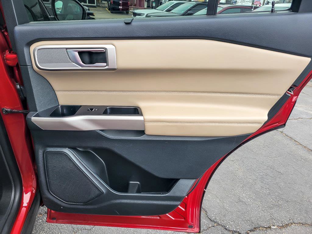 Used 2024 Rapid Red Metallic Tinted Clearcoat Ford Limited image 28