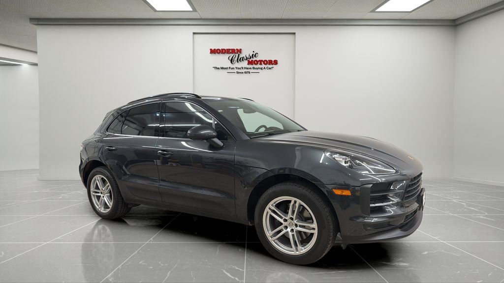 2020 Porsche Macan Base