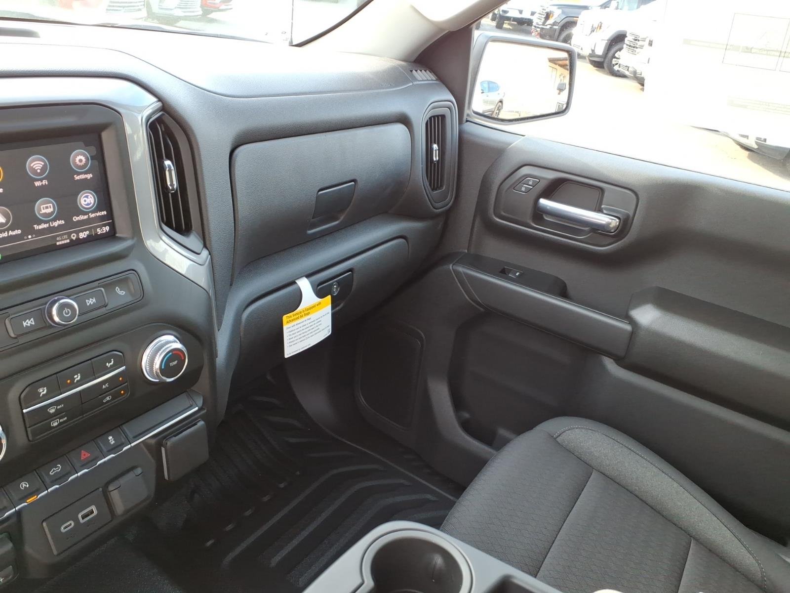 New 2026 Summit White GMC Pro image 8