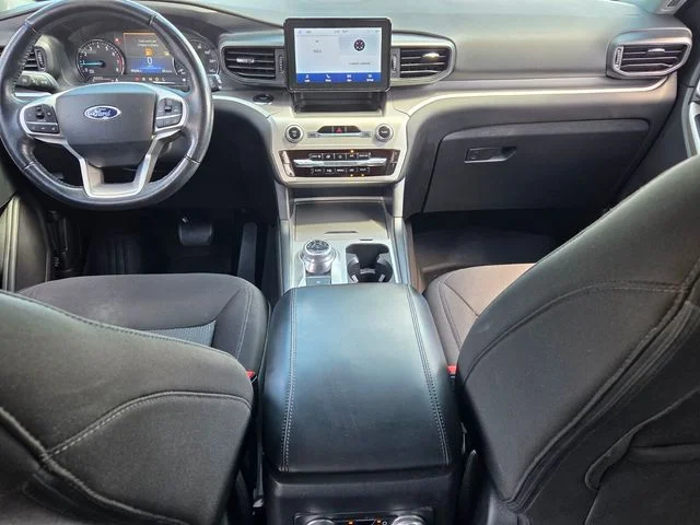Used 2022 Silver Ford XLT image 8