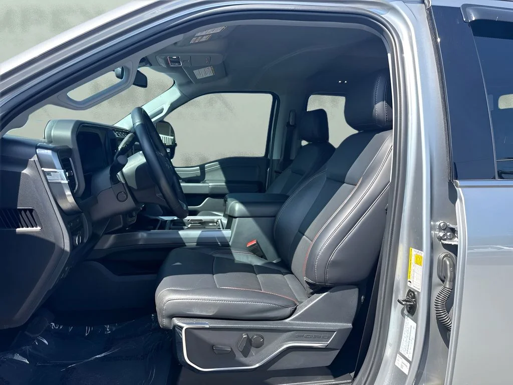 Used 2023 Silver Ford Lariat image 9