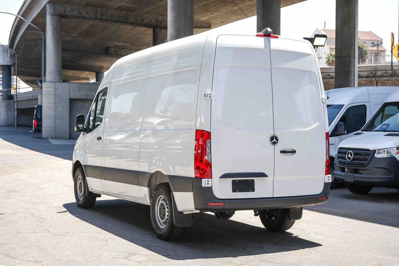 New 2026 Arctic White Mercedes-Benz Cargo 144WB High Roof RWD 2.0L I4 Diesel Turbo SO image 9