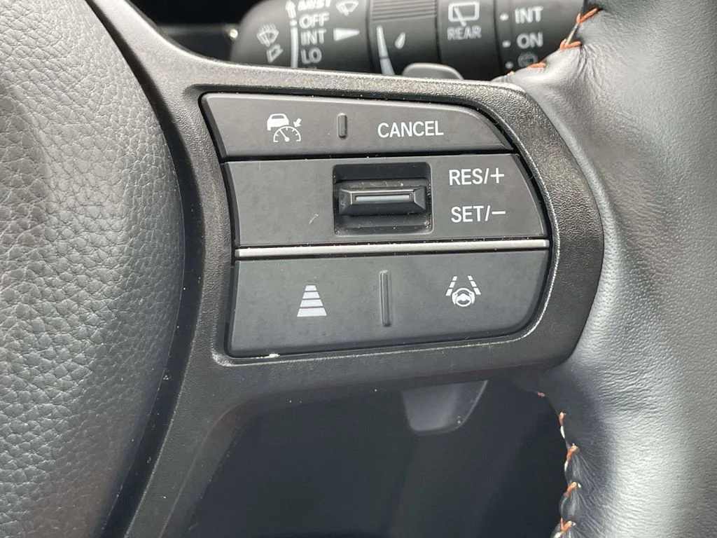 Used 2025  Honda Sport-L image 31