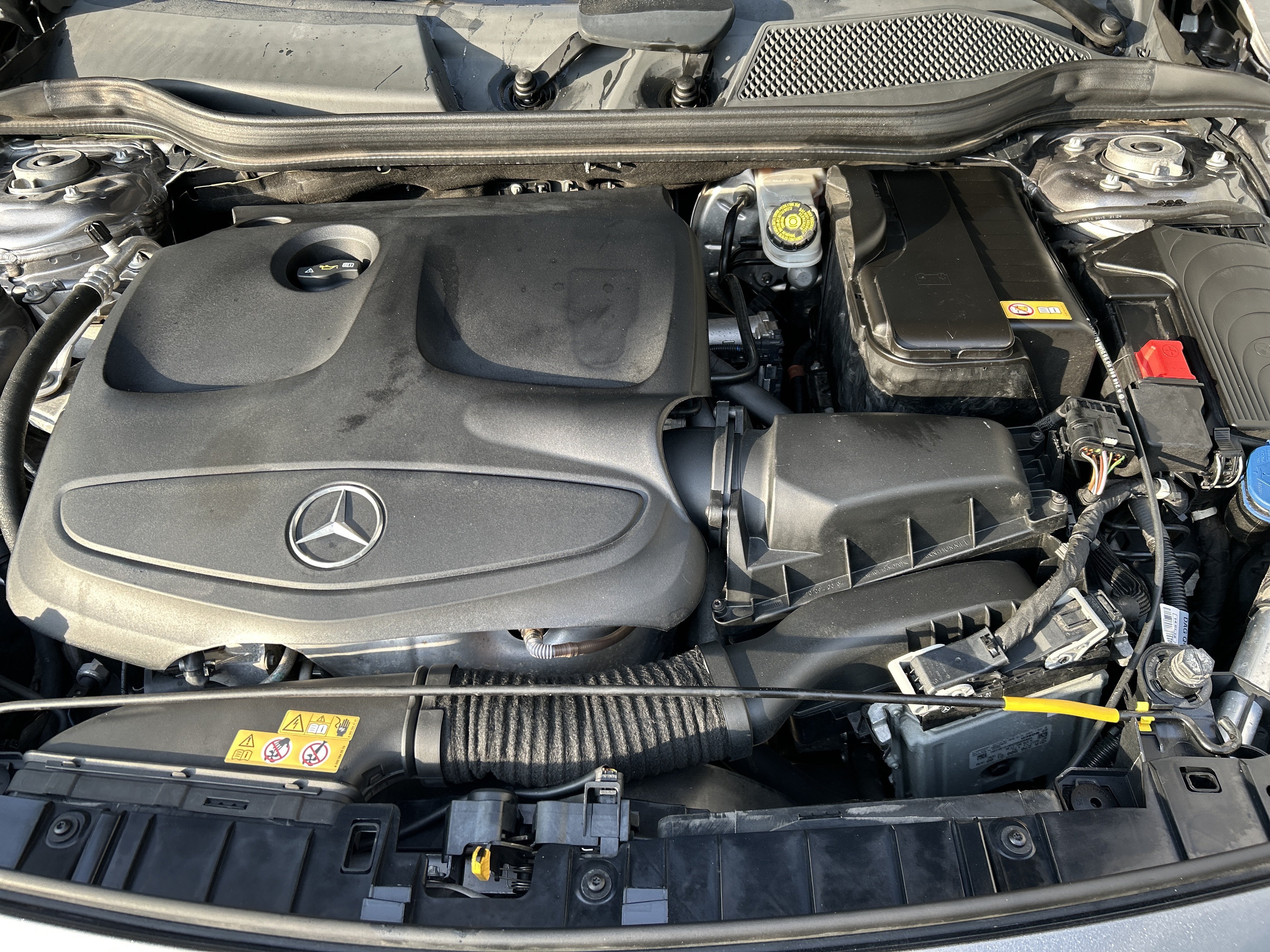 Used 2016 Mountain Gray Metallic Mercedes-Benz GLA 250 SUV image 47