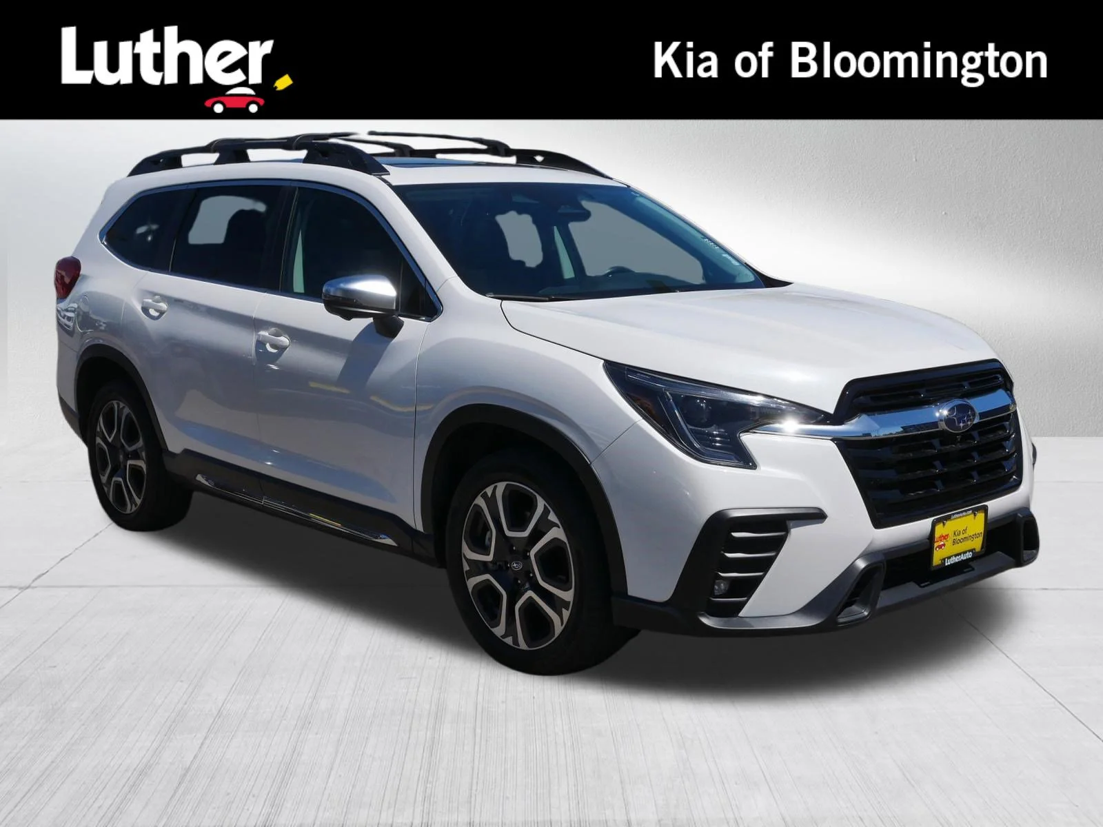 2023 Subaru Ascent Limited 7 Passenger's photo