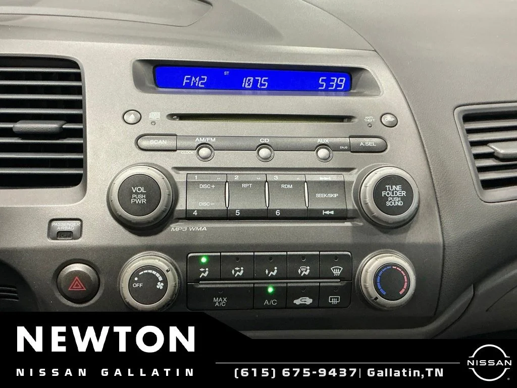 Used 2008 Borrego Beige Metallic Honda LX image 22