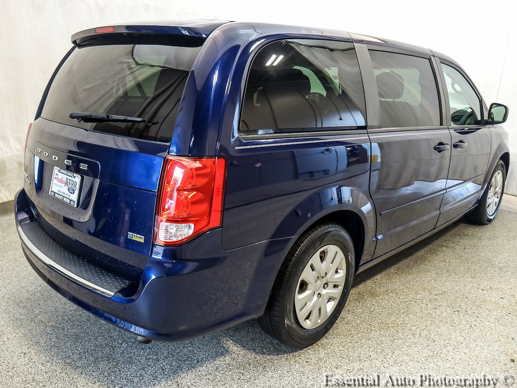 Used 2017 Blue Pearl Dodge SE image 8