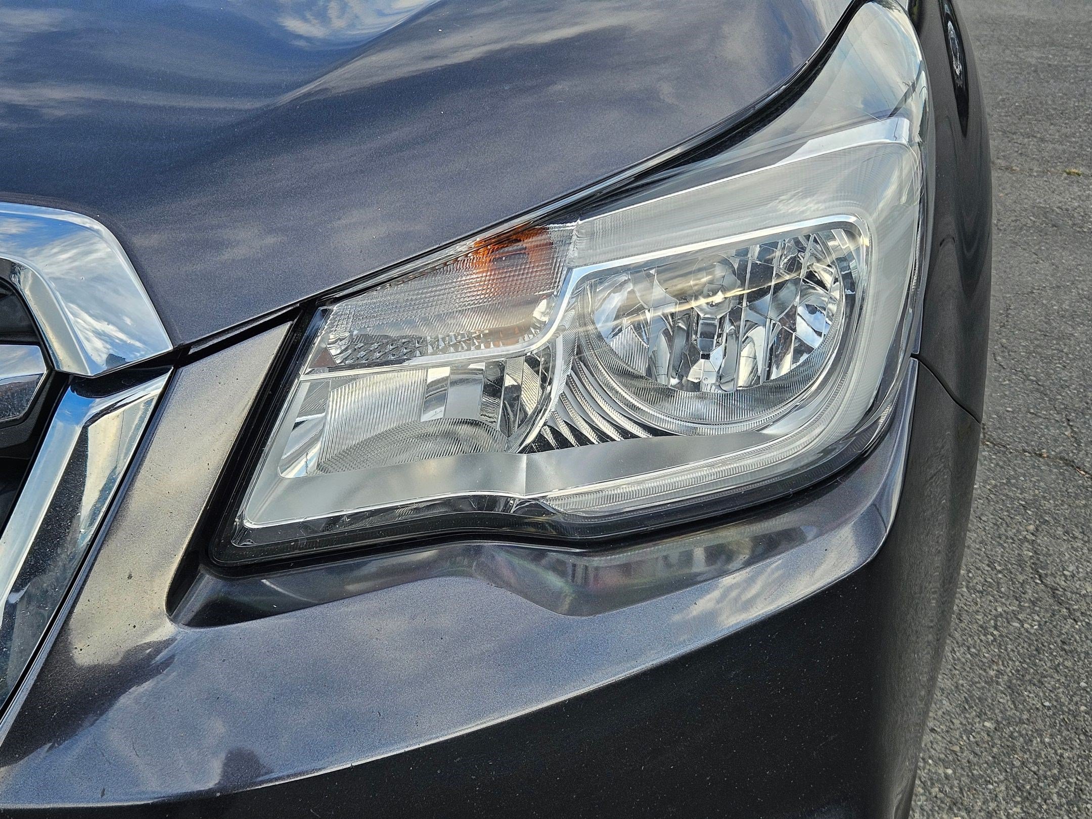 Certified Used 2017 Dark Gray Metallic Subaru 2.5i image 10