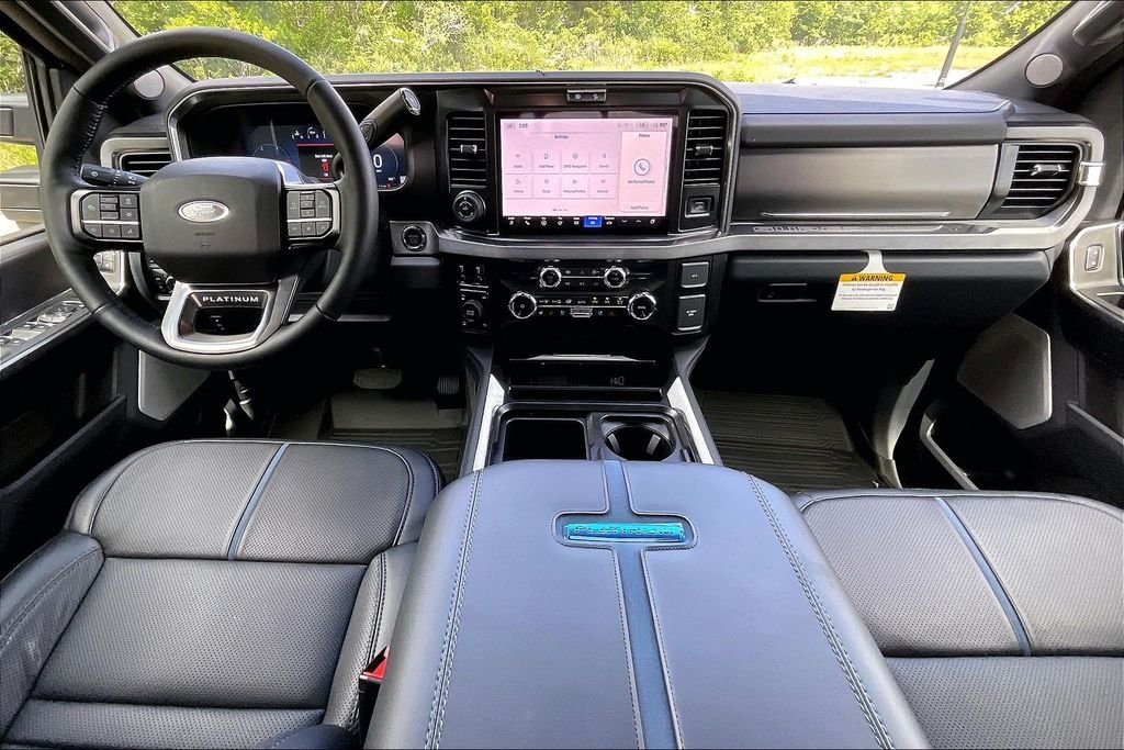 New 2026 Avalanche Ford Platinum image 4