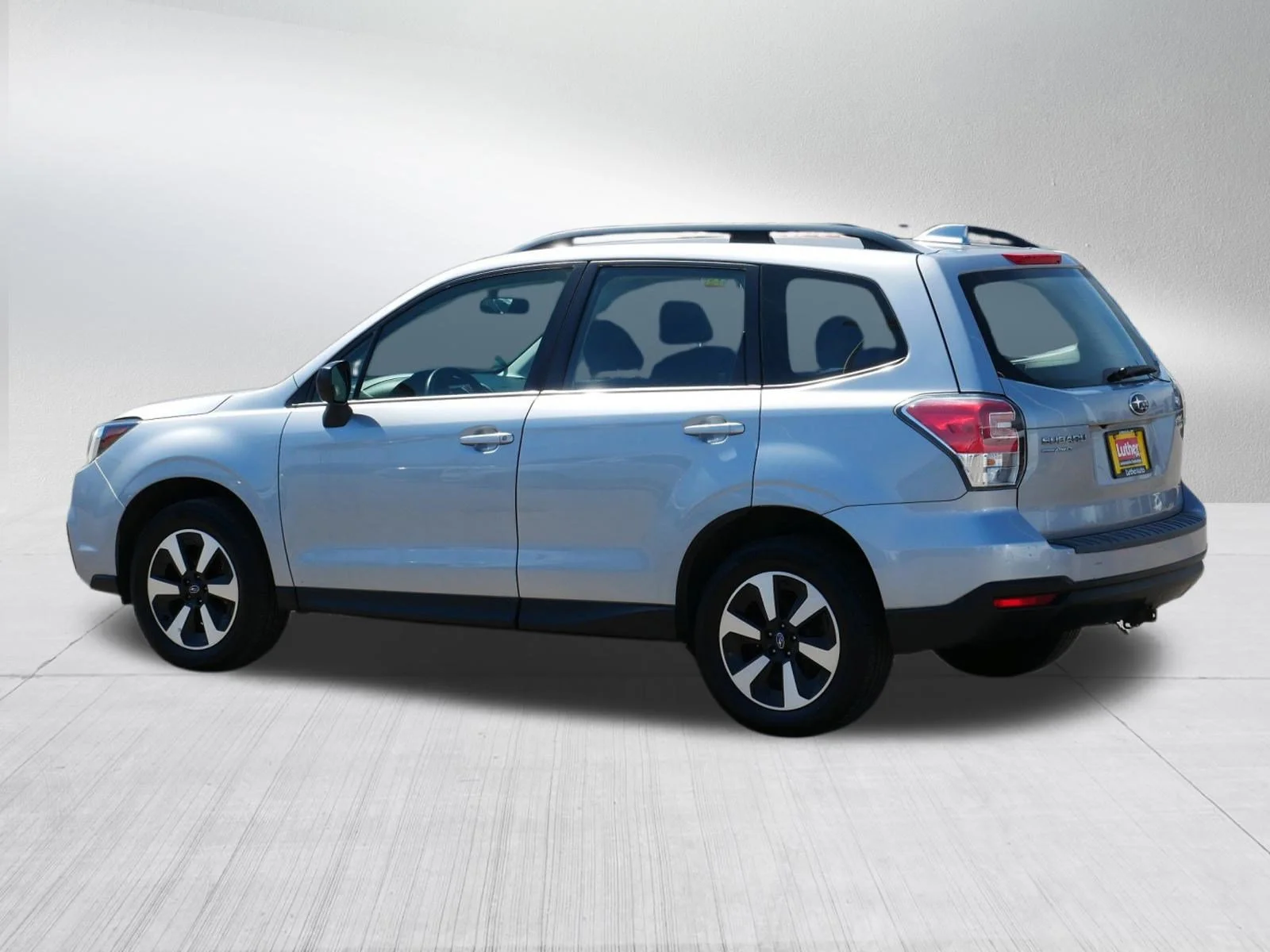 Used 2018 Ice Silver Metallic Subaru SUV 2.5I CVT image 5