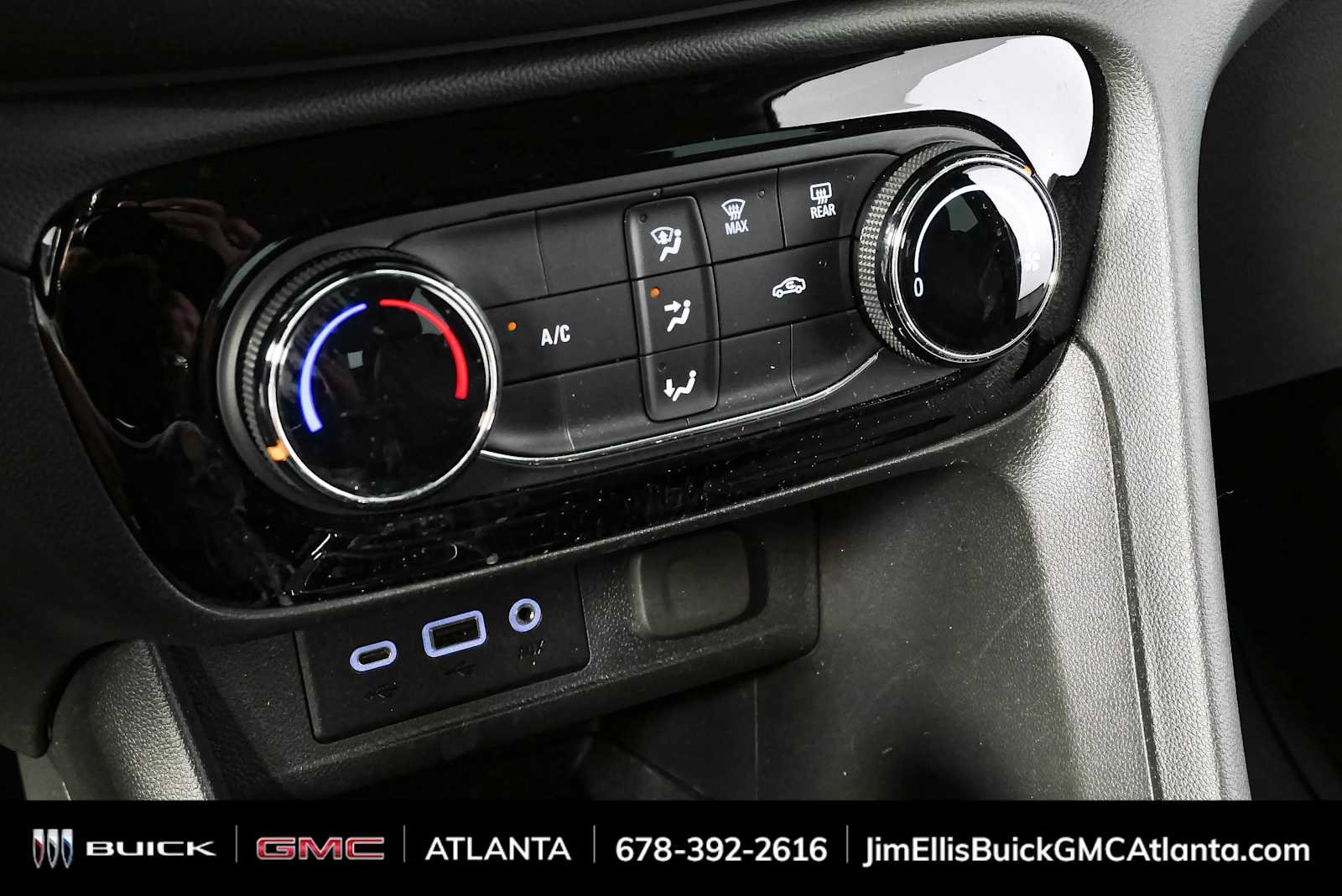 Used 2023 Summit White Buick Preferred image 15