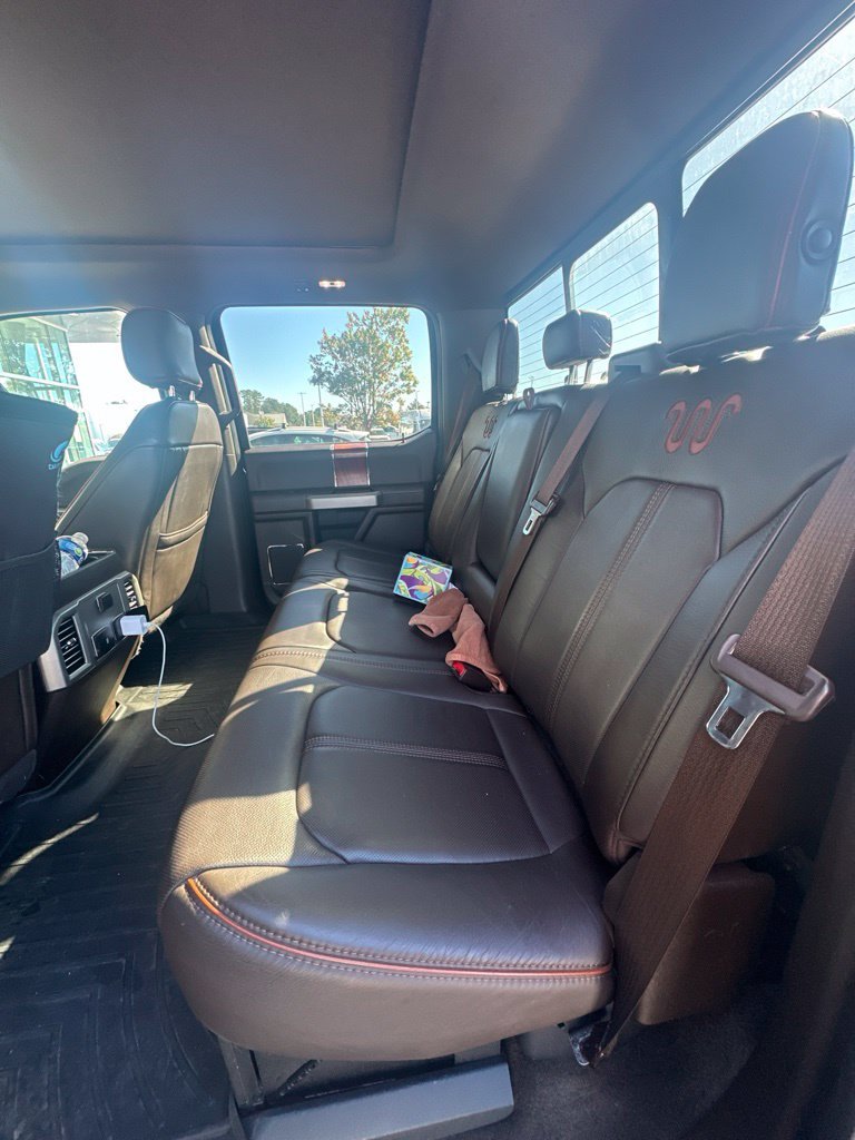 Used 2017  Ford King Ranch image 6