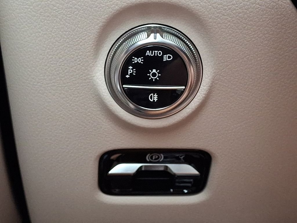 Certified Used 2026 Blue Mercedes-Benz C 300 image 25