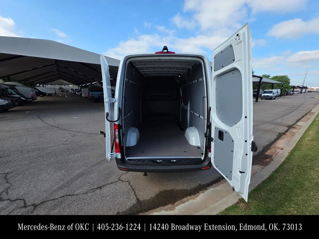 New 2026 White Mercedes-Benz Cargo 144 WB image 5