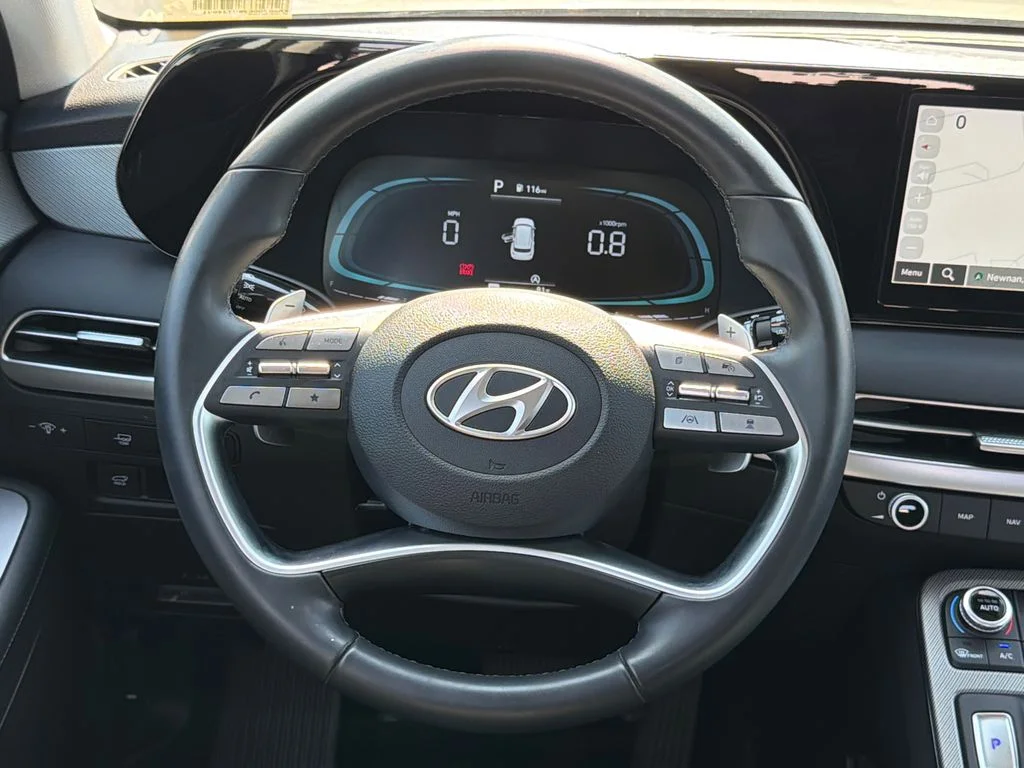 Used 2024 Silver Hyundai SEL image 24