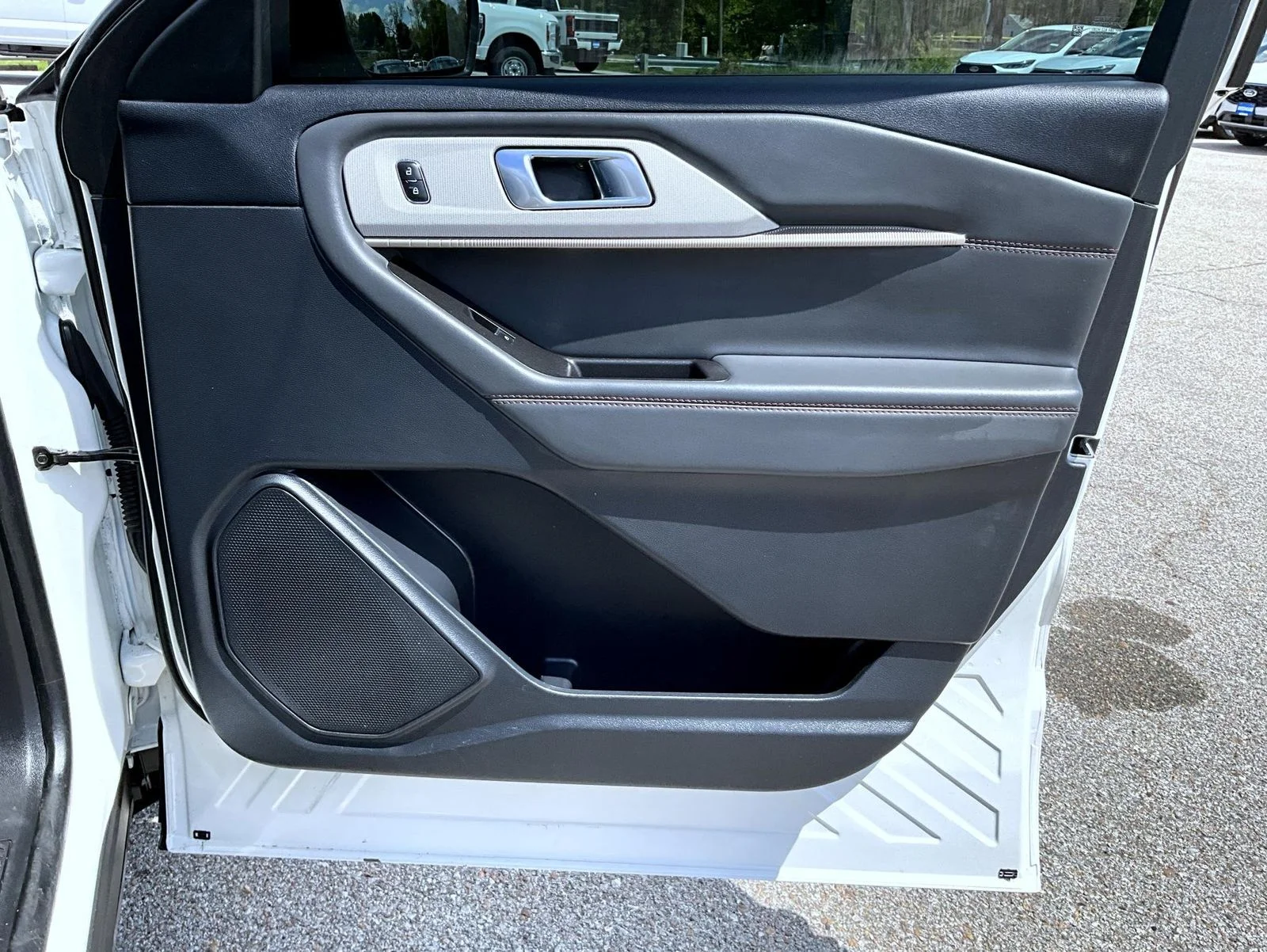 Used 2025 White Ford Active image 18