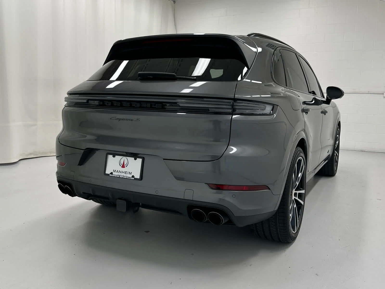 Used 2025 Quartzite Grey Metallic Porsche S image 6