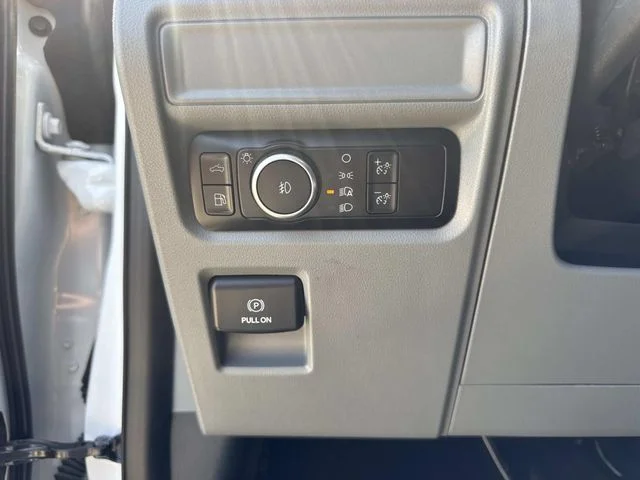 Certified Used 2025 White Ford XLT image 28