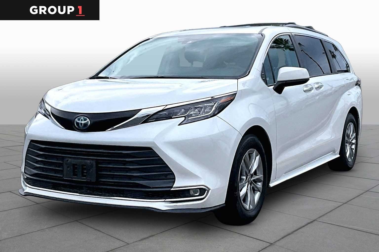2022 Toyota Sienna XLE