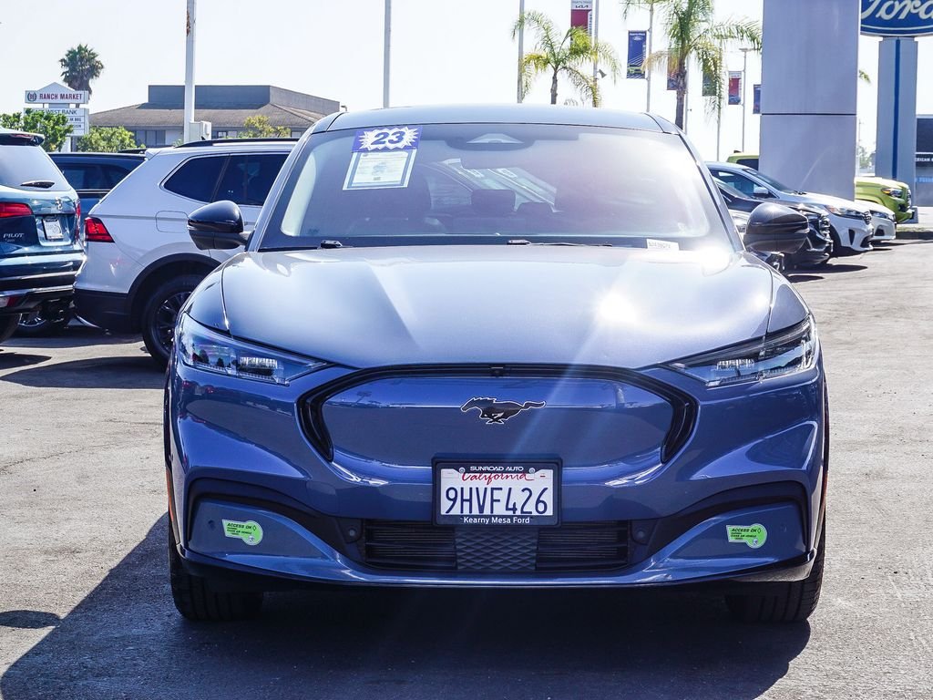 Used 2023 Vapor Blue Ford Premium image 2