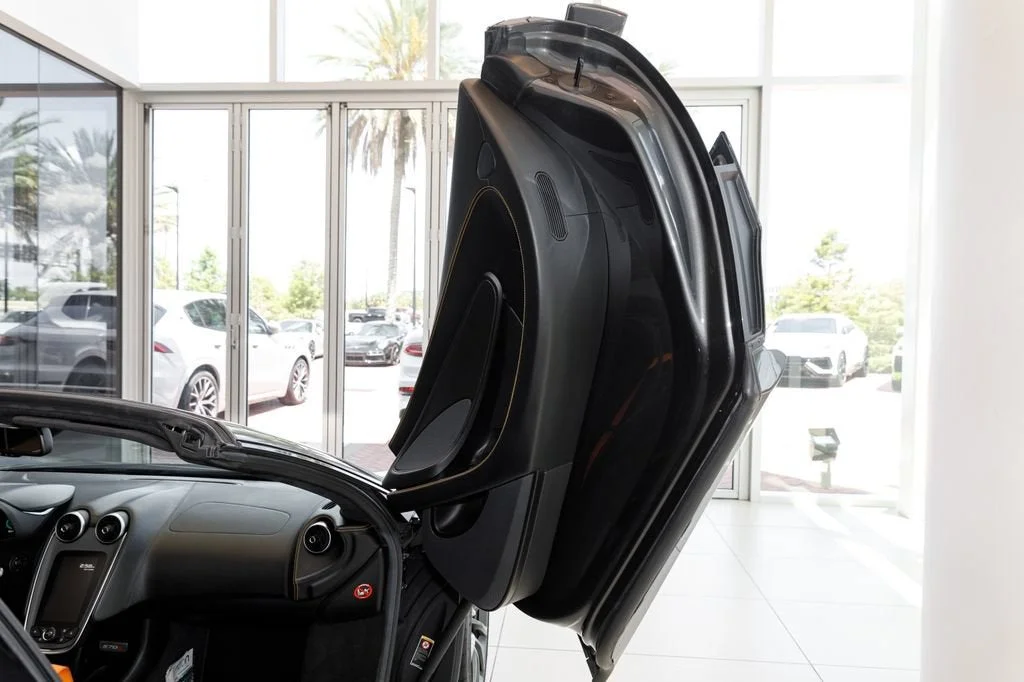 Used 2019 Gray McLaren  image 11