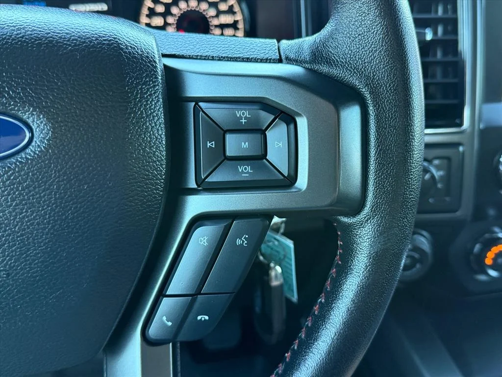 Used 2020  Ford XLT image 16